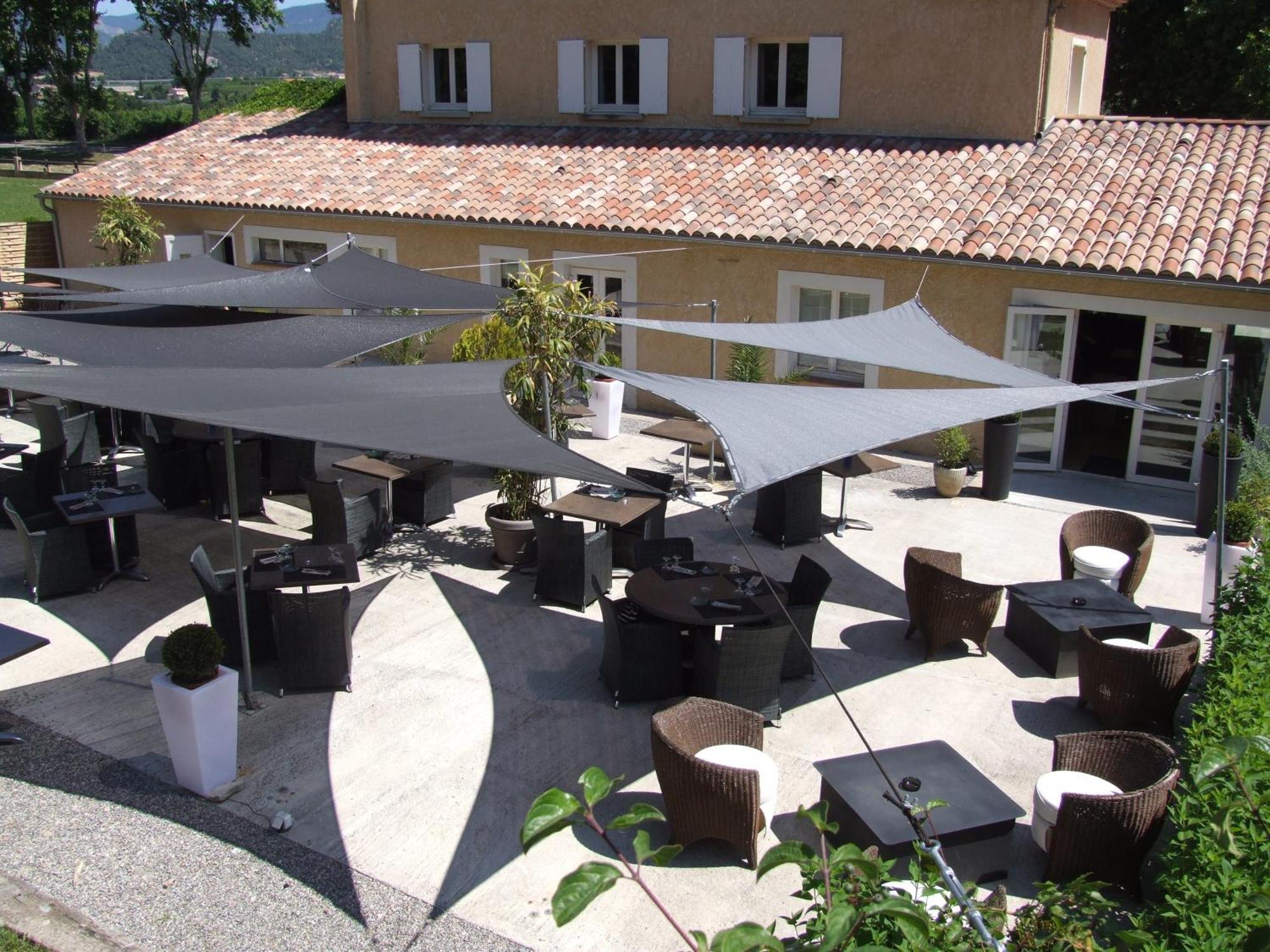 Logis Hotel La Magnanerie - Cote Bistro Aubignosc ภายนอก รูปภาพ