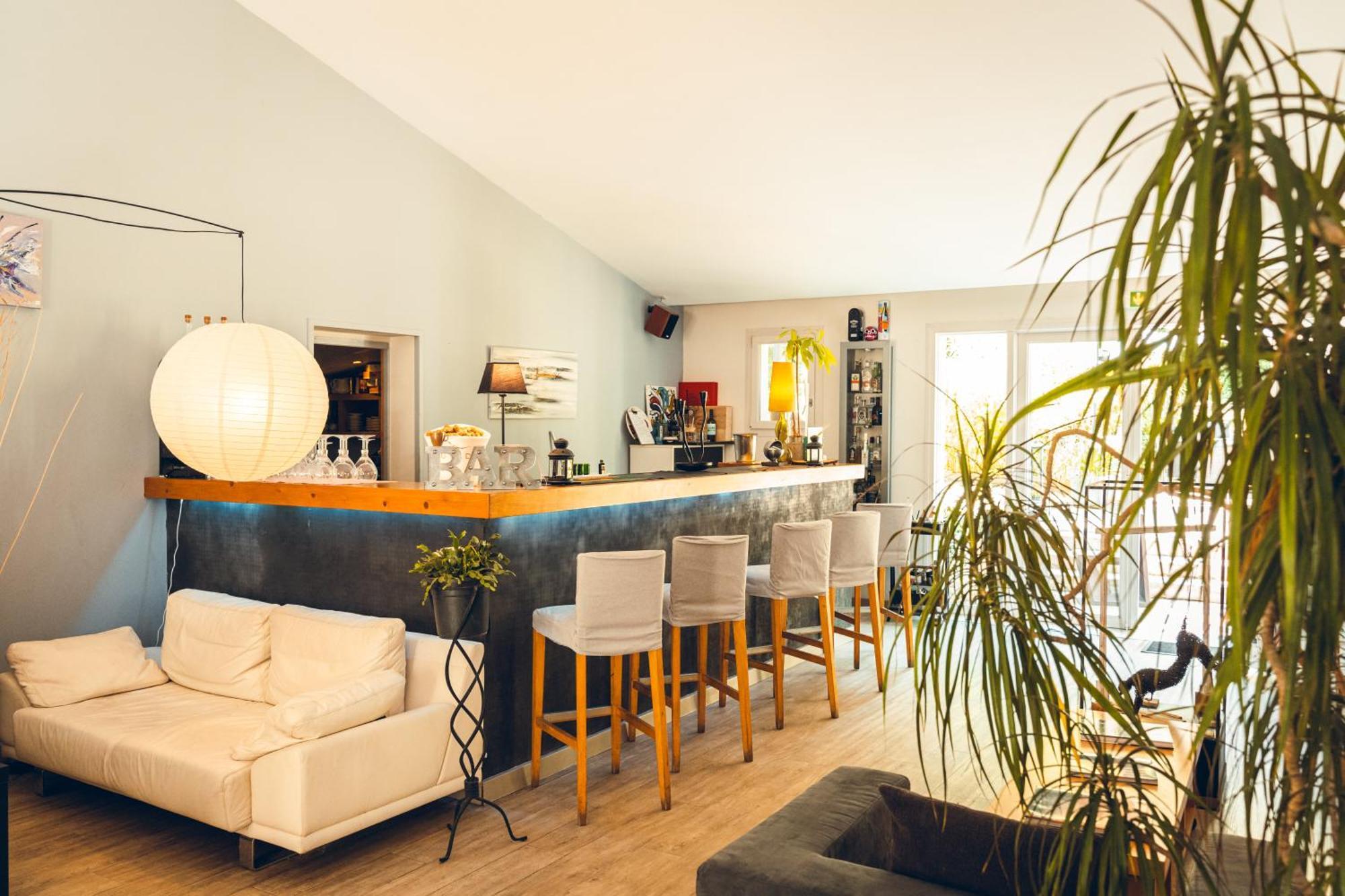 Logis Hotel La Magnanerie - Cote Bistro Aubignosc ภายนอก รูปภาพ