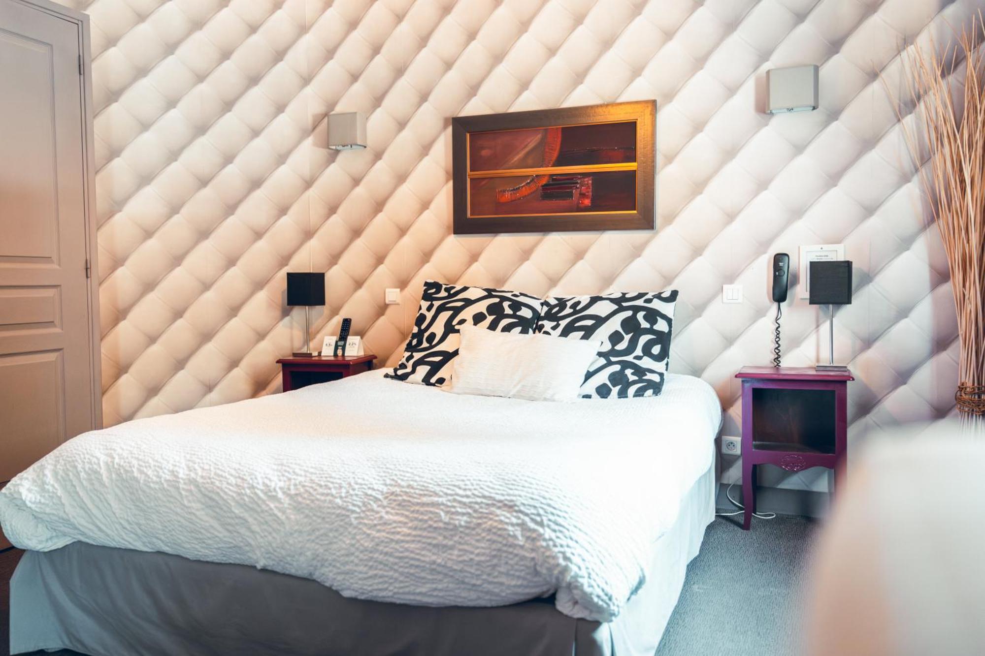 Logis Hotel La Magnanerie - Cote Bistro Aubignosc ภายนอก รูปภาพ