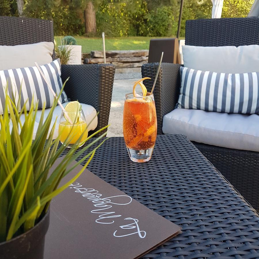 Logis Hotel La Magnanerie - Cote Bistro Aubignosc ภายนอก รูปภาพ