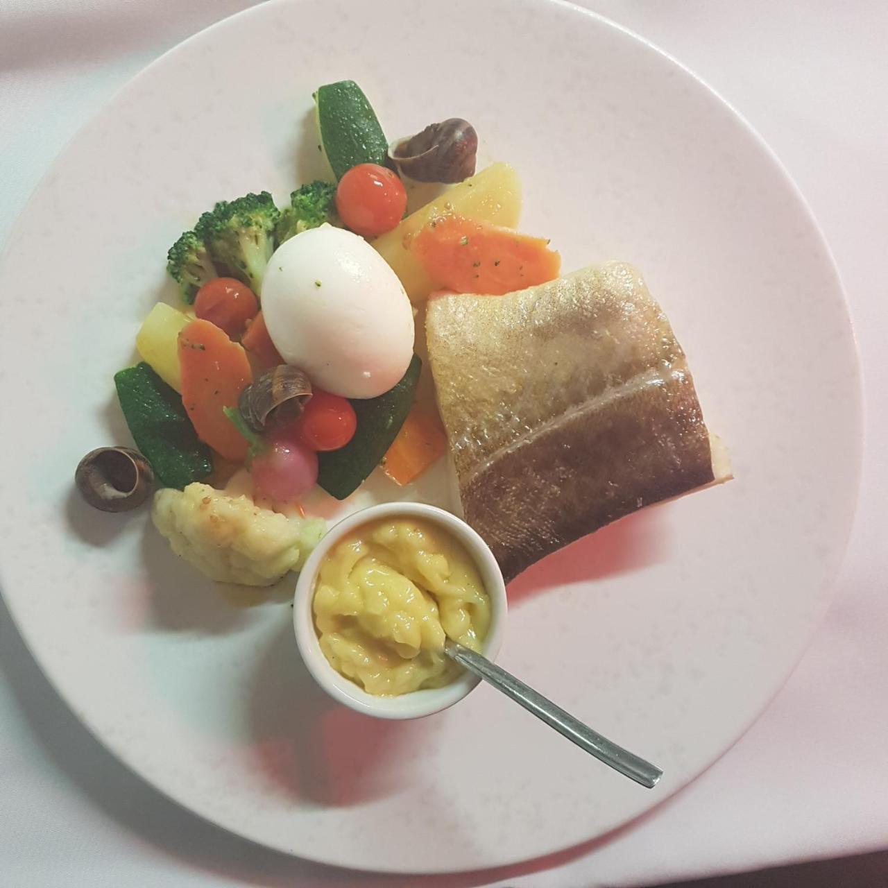 Logis Hotel La Magnanerie - Cote Bistro Aubignosc ภายนอก รูปภาพ